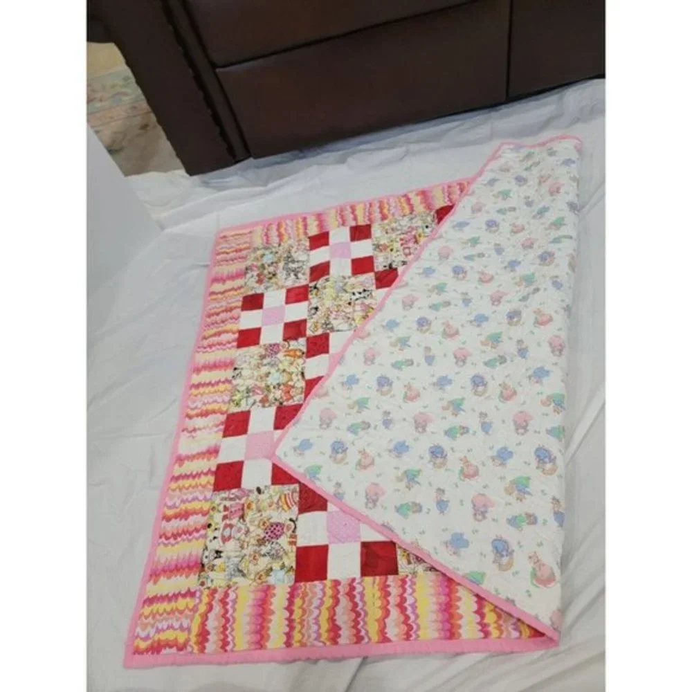 Vintage 90s Julies Journey Bunny Rabbit Quilted Blanket Handmade‎ Reversible